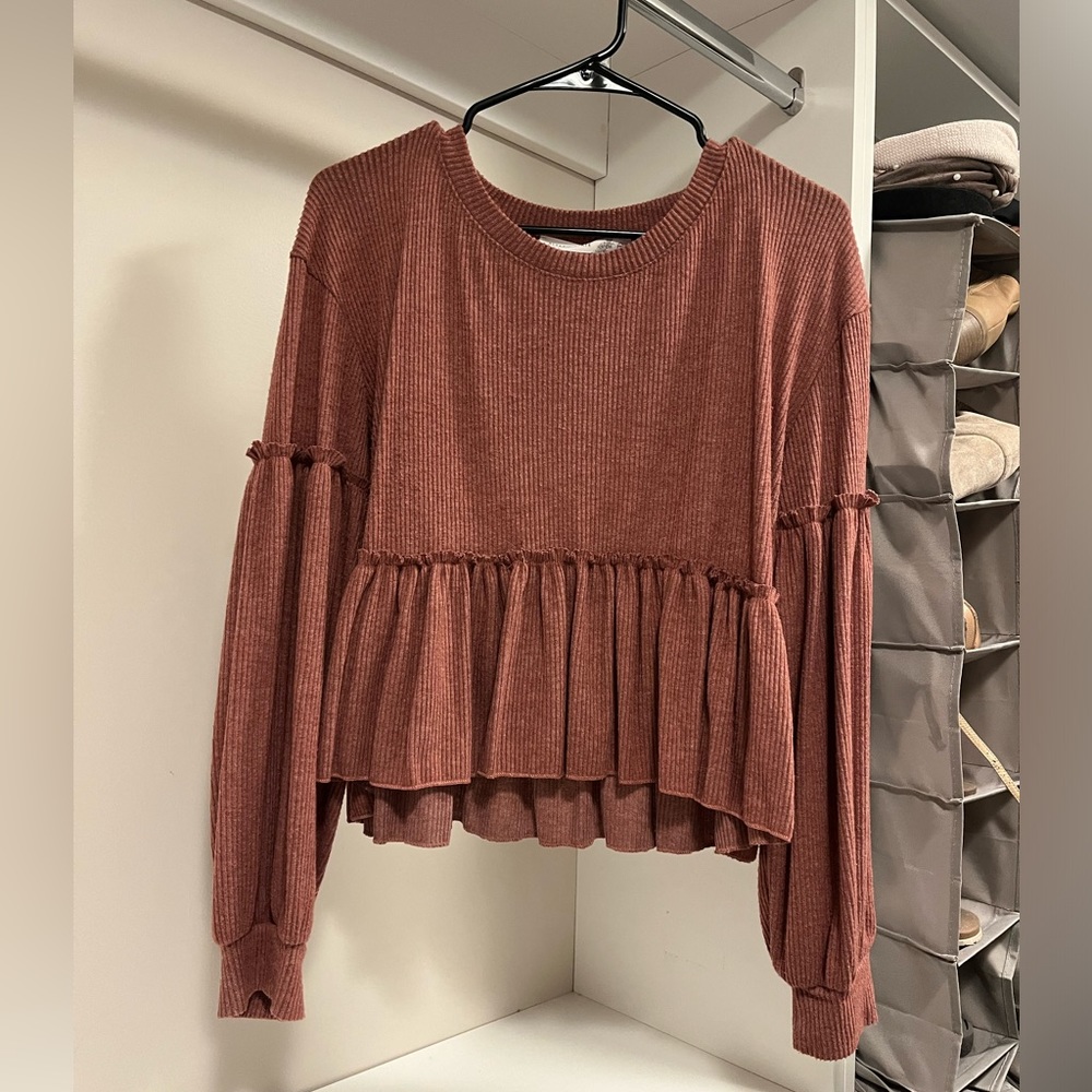 WORN ONCE Altard State cropped sweater